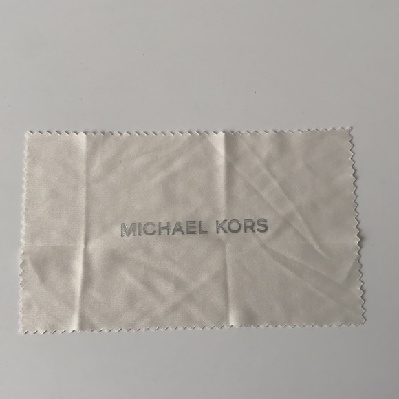 Michael Kors Sunglasses Case and Cloth Like New - Picture 6 of 6